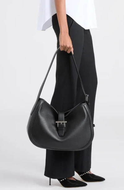 Alexander Mcqueen Mcqueen T-bar Leather Shoulder Bag In Black