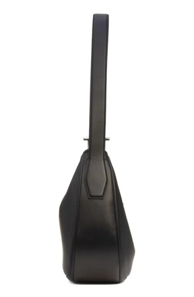 Alexander Mcqueen Mcqueen T-bar Leather Shoulder Bag In Black