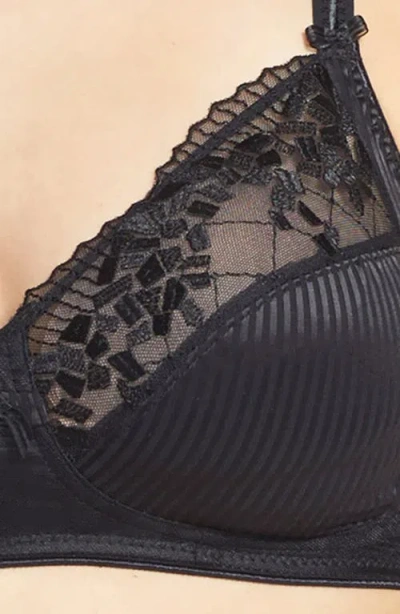 Chantelle Lingerie Chantelle Intimates 'pont Neuf' Wireless Bra In Black