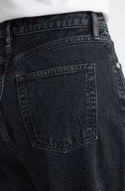Frame The Narrow Barrel Leg Jeans In Black