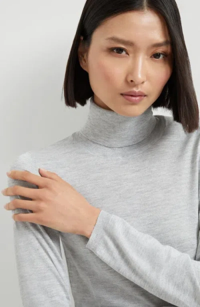 Brunello Cucinelli Lightweight Sweater