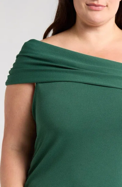 24seven Comfort Apparel Plus Size Formal One Shoulder Rouched Mermaid Maxi Dress In Green
