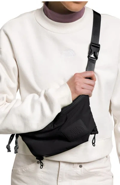 The North Face Never Stop Lumbar Belt Bag