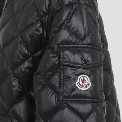 Moncler Quilted Zip-up Parka In Black