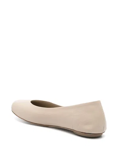 Weekend Max Mara Leather Ballet Flats