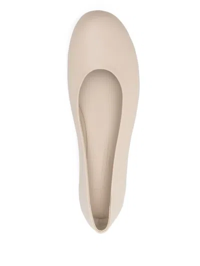 Weekend Max Mara Leather Ballet Flats