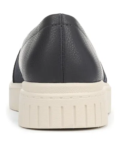 Lifestride Women's Grandeur Round Toe Slip Ons