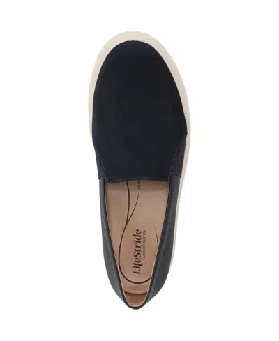 Lifestride Women's Grandeur Round Toe Slip Ons