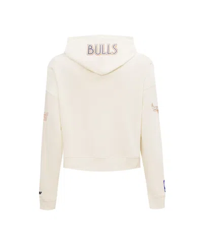 Pro Standard Women's Cream Chicago Bulls 2024/25 City Edition Chenille Applique Cropped Pullover Hoodie