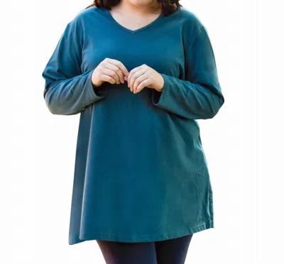 On The Plus Side Jersey V-neck Long Sleeve Tunic - Plus In Deep Sea In Blue