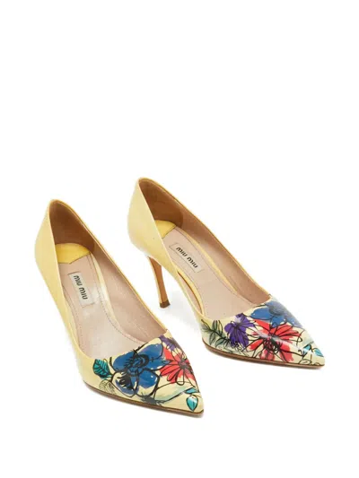 Pre-owned Miu Miu Floral-print Pumps In Yellow