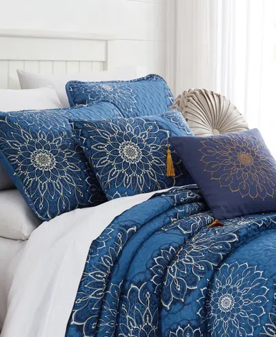 Southshore Fine Linens Midnight Floral 6-pc. Quilt Set, King/california King