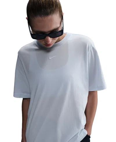 Nike Women's Sportswear T-shirt