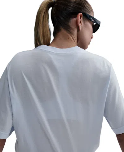 Nike Women's Sportswear T-shirt