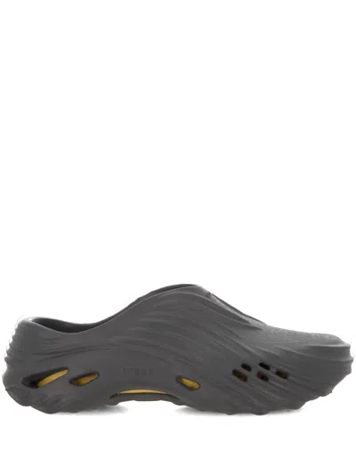 Crocs Echo Wave Slides In Gray