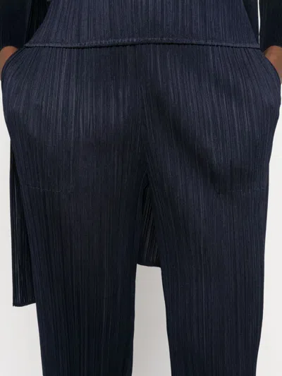 Issey Miyake Pleated Trousers In Black