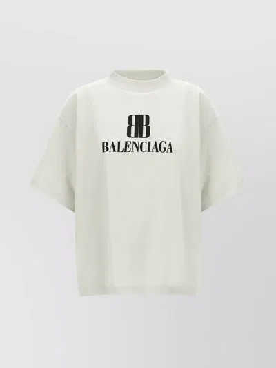 Balenciaga Cropped Logo T-shirt Short Sleeves In Neutral