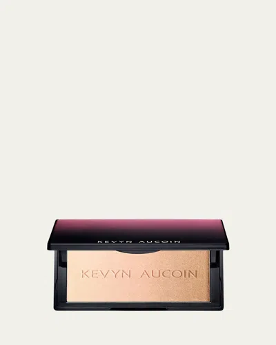Kevyn Aucoin The Neo-highlighter
