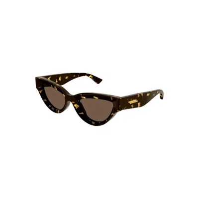 Bottega Veneta Edgy Cat-eye Sunglasses In Brown