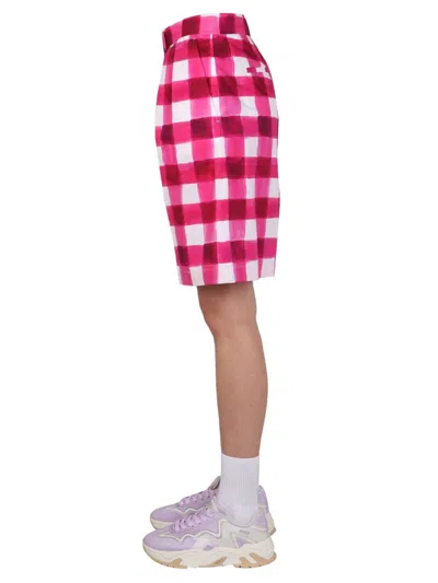 Msgm Gingham-print Tailored Knee-length Shorts In Pink
