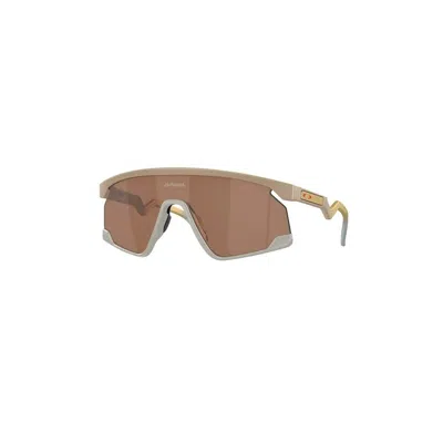 Oakley Logo-print Oversize-frame Sunglasses In Brown
