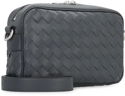 Bottega Veneta Medium Intrecciato Camera Bag In Gray