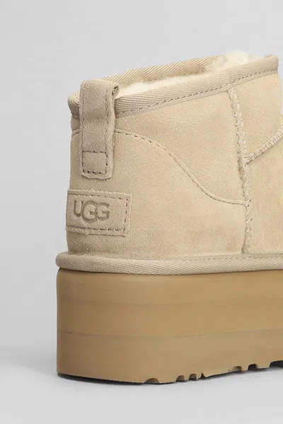 Ugg Classic Ultra Mini  Low Heels Ankle Boots