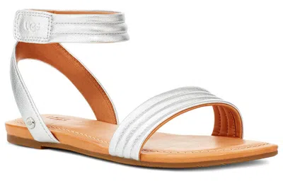 Ugg (wmns)  Ethena In White