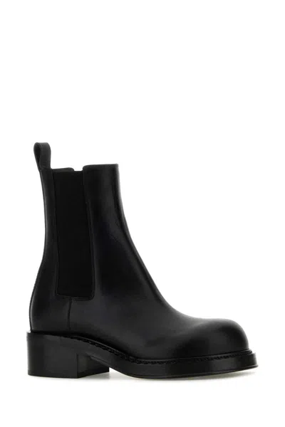 Bottega Veneta The Lug Leather Ankle Boots In Black