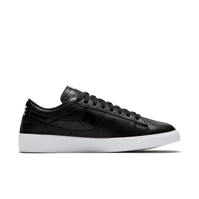 Nike (wmns)  Blazer Low 'black' In Black