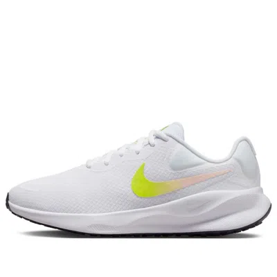 Nike (wmns)  Revolution 7 Wide 'white Cyber Crimson Tint' In Gray