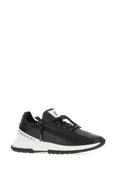 Givenchy Spectre Runner Leather Sneakers With 4g Side Zip Detail In Black