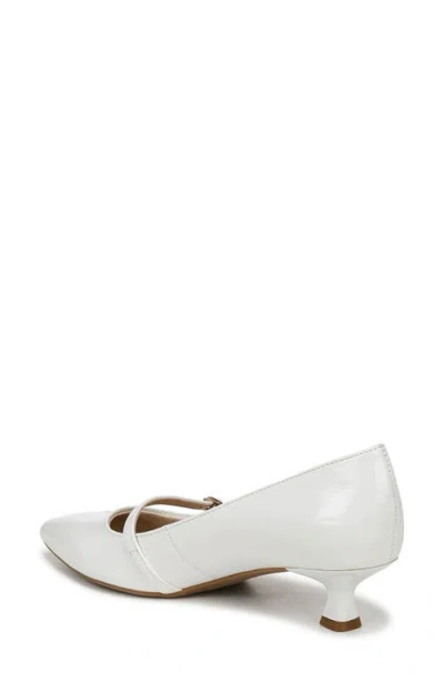 Lifestride Madelyn Mary Jane Pointed Toe Kitten Heel Pump