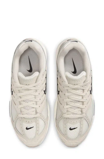 Nike Air Pegasus 2005 Sneaker