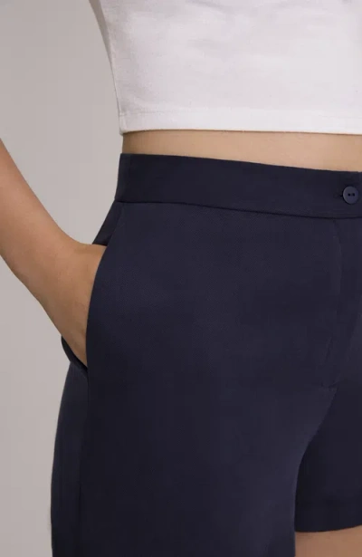 Aam The Label The Anywhere Short For Full Hips And Thighs