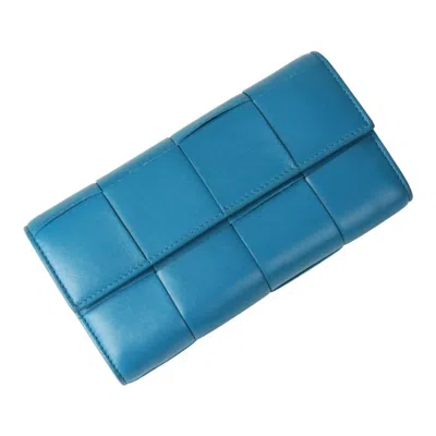 Pre-owned Bottega Veneta Intrecciato Blue Leather Long Wallet (bi-fold) ()