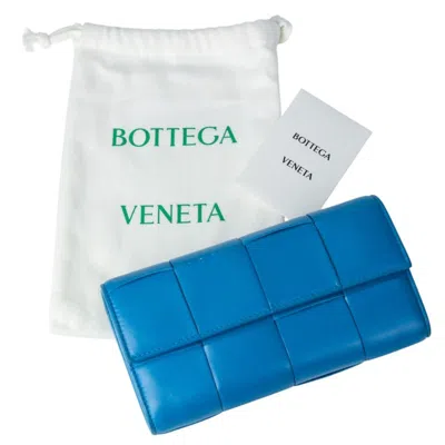 Pre-owned Bottega Veneta Intrecciato Blue Leather Long Wallet (bi-fold) ()