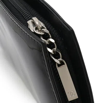 Pre-owned Chanel Black Patent Leather Long Wallet (bi-fold) ()
