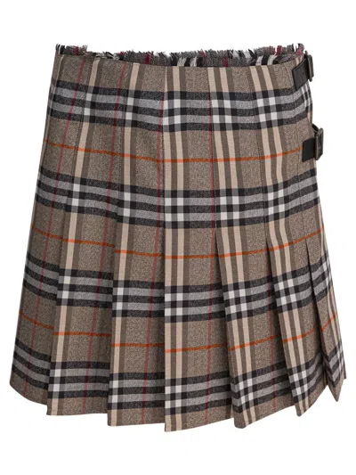 Burberry Buckle Checked Frayed Pleated Skirt