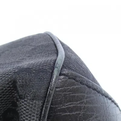 Pre-owned Gucci Black Gg Canvas Shoulder Bag ()