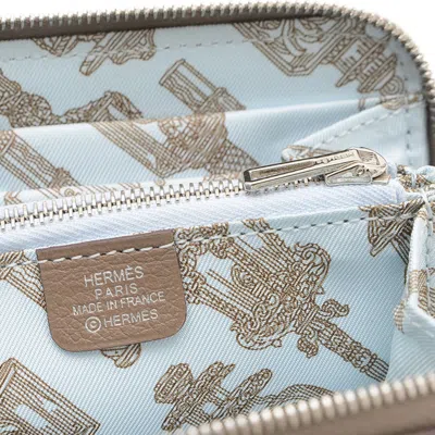 Pre-owned Hermes Etoupe Gray Wallet (bi-fold) ()