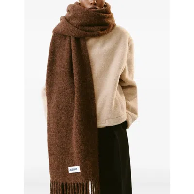 Jacquemus Brown Alpaca L Echarpe Carro Scarf In Brown