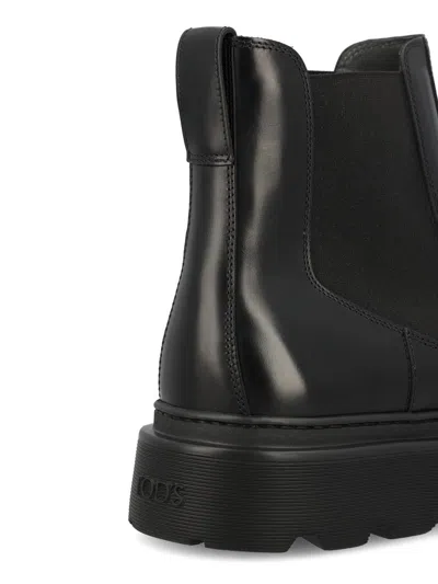 Tod's Chunky Sole Leather Ankle Boots With Elastic Panels In Black