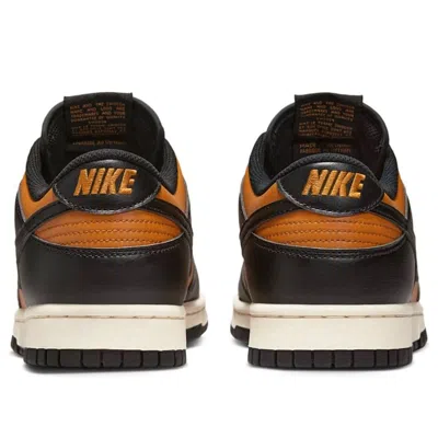 Nike Dunk Low Sneakers