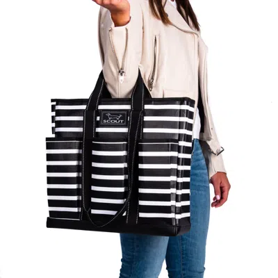 Scout Bags Multi-pocket Tote Medium