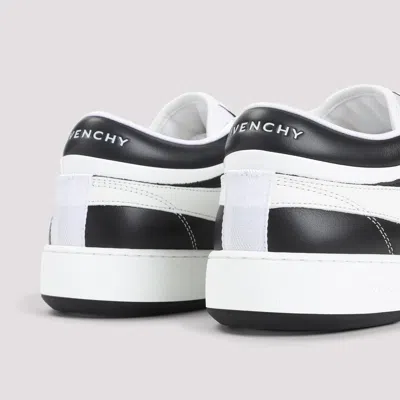 Givenchy G Move Low-top Sneakers In Calf Leather In White