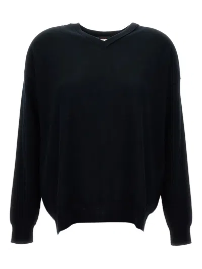 Hira V-neck Wool Sweater In Black