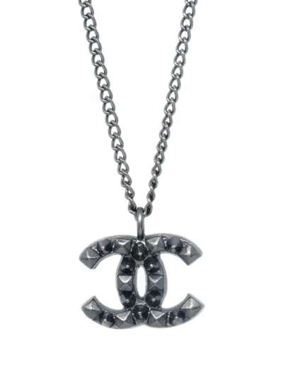 Pre-owned Chanel 2003 Cc-pendant Necklace In Silver