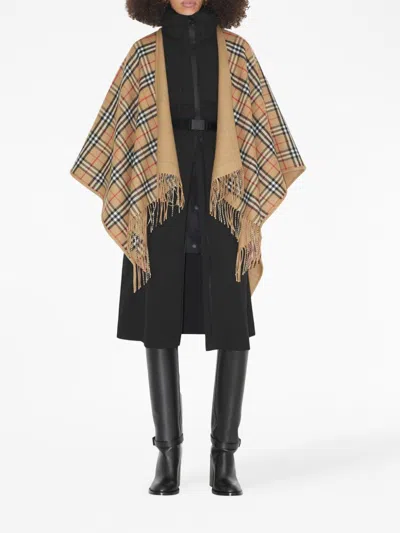 Burberry Wool Reversible Cape