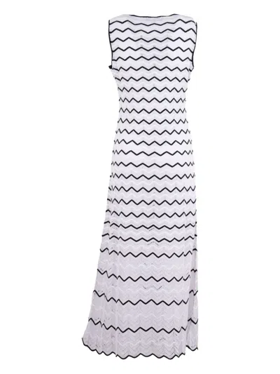 D Exterior Zigzag Knit Dress In White